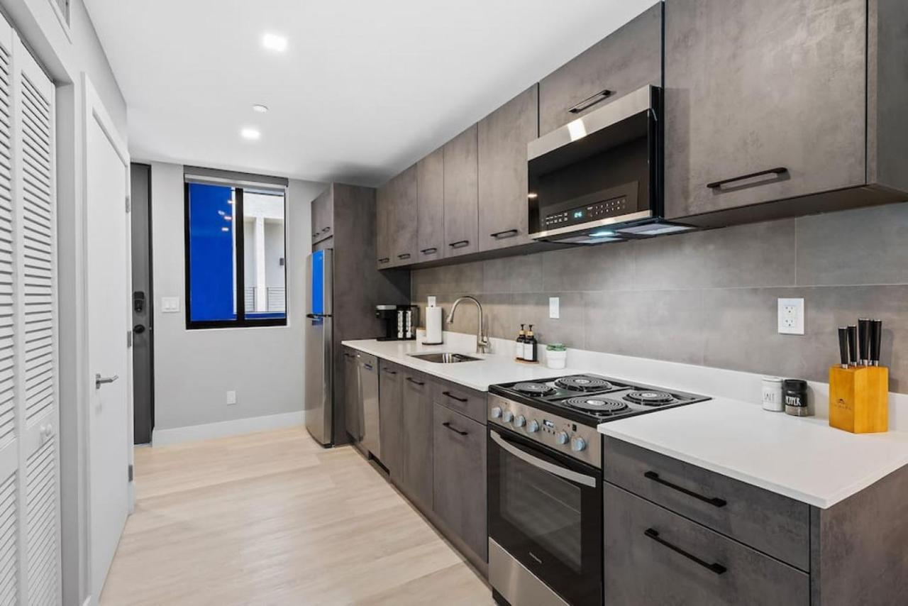 Pretty Rola 202 Modern Industrial Apt W King Bed Fort Lauderdale Luaran gambar